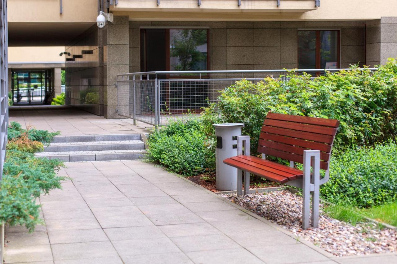 Comfy Apartment Dobra 54 Warsaw Exterior photo